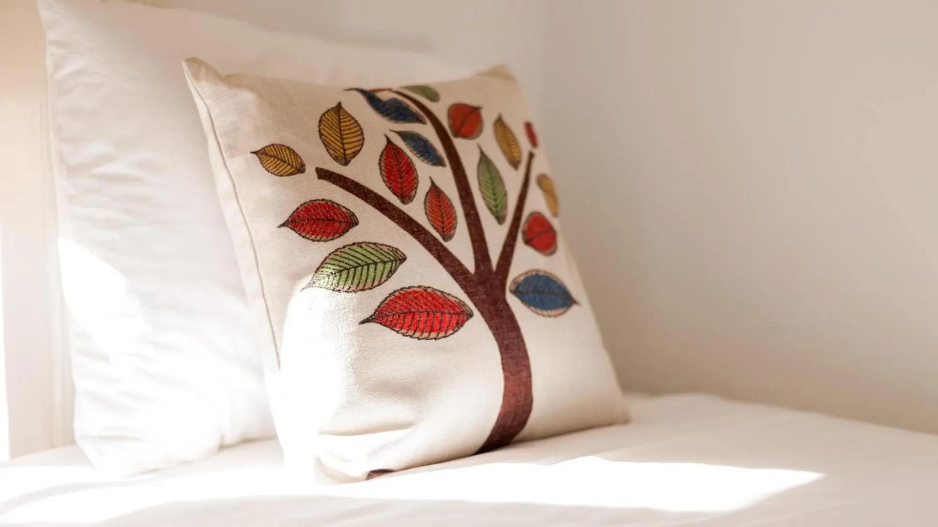 Tejo Vintage Three-Bedroom Apartment - By Lu Holidays Lisbon 0*,  Portugal